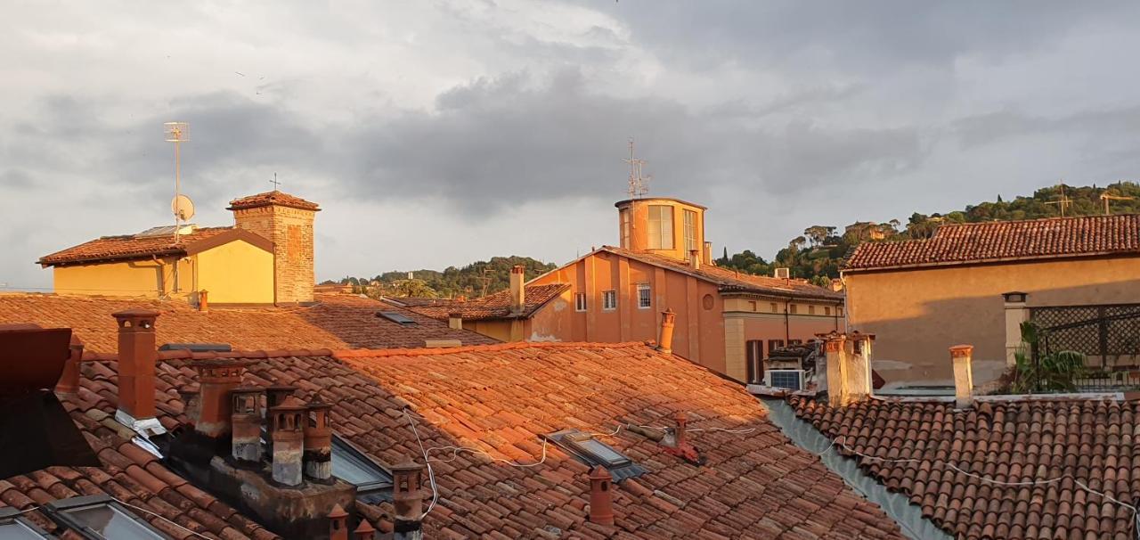 Altana Sul Tetto Appartement Bologna Buitenkant foto